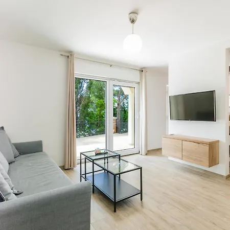 Palace Paulina A Apartmán Novi Vinodolski