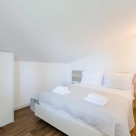 Palace Paulina A * ノヴィ・ヴィノドロスキー